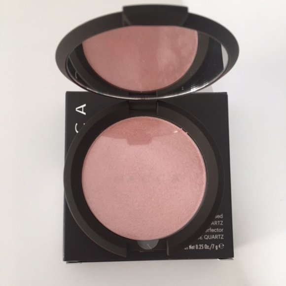 BECCA Other - NIB Becca Rose Quartz Highlighter